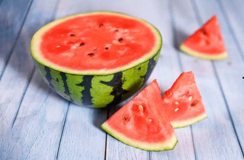 吃瓜西瓜霜,夏日消暑神器,吃瓜者的清凉伴侣