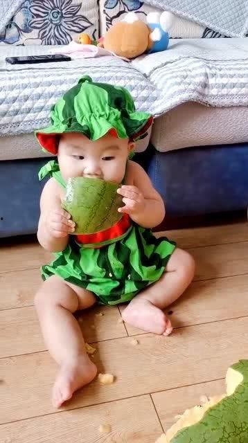 梦到姐姐给瓜吃,姐姐的馈赠与温馨回忆